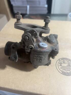 Zenith 65779d Antique Carburetor Cast Iron S947. Untested Barn Find