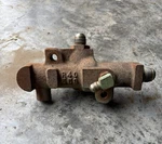 John Deere 3010 3020 4010 4020 5010 5020 Tractor Pressure Control Valve R40559 Used. Price: $54.99.