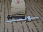 Oem 632134 Tecumseh Carburetor Shaft / Lever Nos Ring BX244 Open. Price: $9.59.
