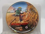 John Deere Bumper Crop Little Farmlands Danbury Mint Collector Plate A8933 8" Used. Price: $25.00.